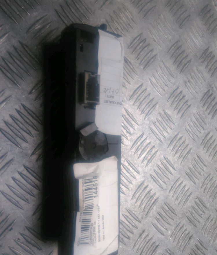 Commande de chauffage Bmw 1 (E87) 118 d (2004-2007) 5 portes occasion