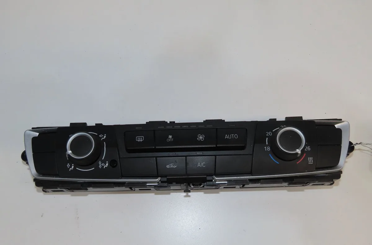 Commande de chauffage Bmw 1 (F20) 114 d (2012-2015) occasion