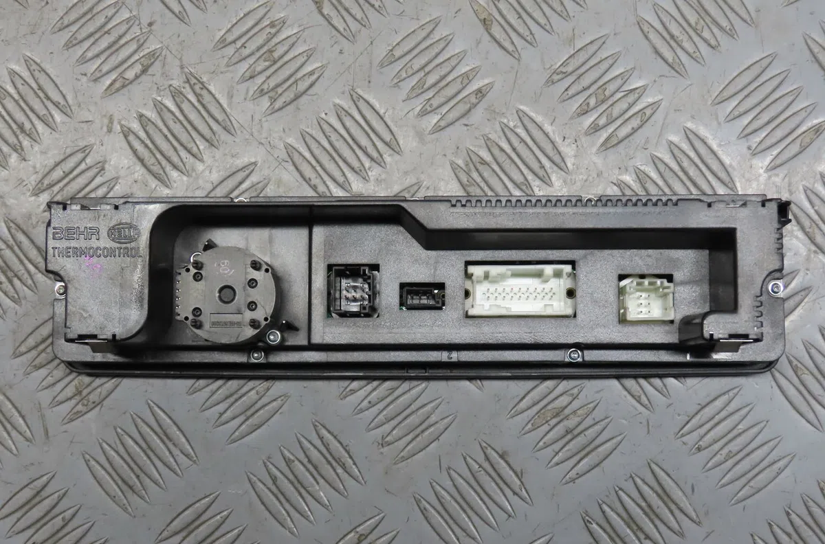 Commande de chauffage Bmw 3 Touring (E46) 318 d (2002-2003) occasion