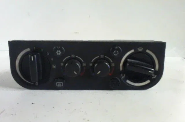 Commande de chauffage BMW SERIE 3 1995 occasion