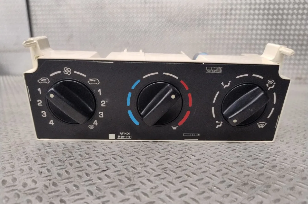 Commande de chauffage CITROEN BERLINGO 1 BERLINGO 1 PHASE 2 occasion
