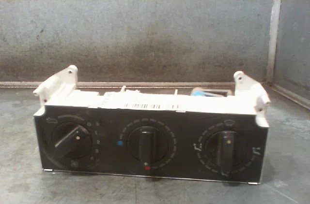 Commande de chauffage CITROEN BERLINGO 2001 occasion