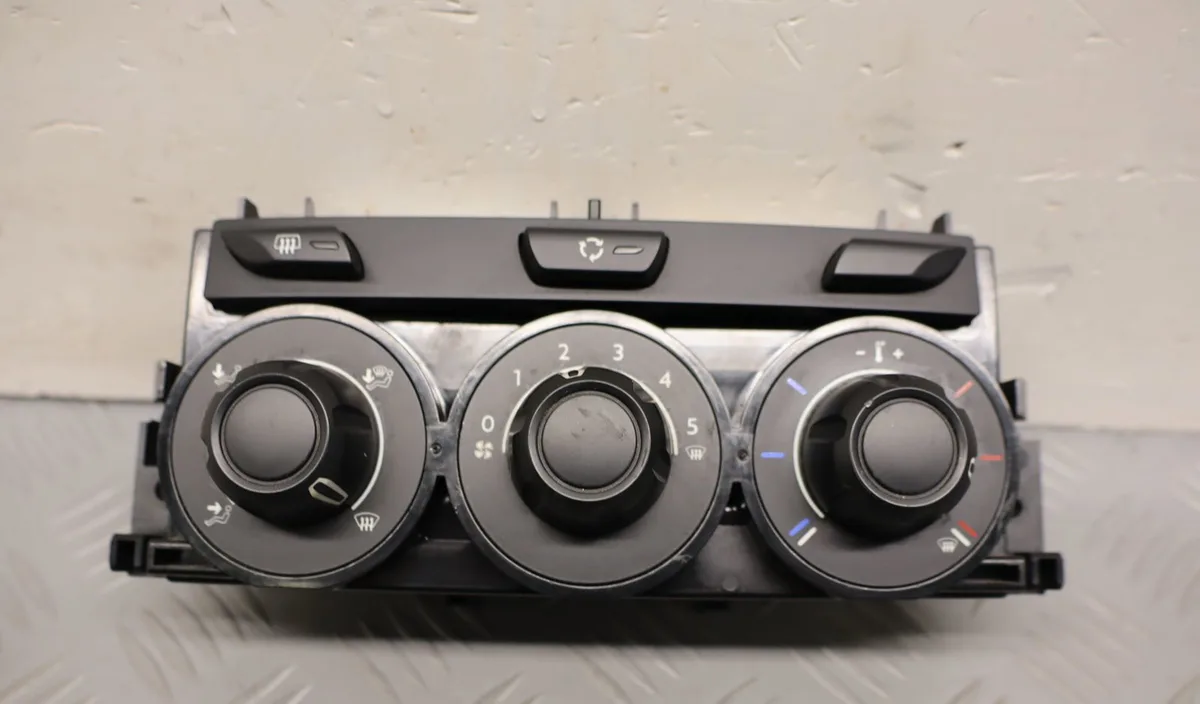 Commande de chauffage Citroen C3 II (SC_) 1.2 vti 82 (2012-2016) 5 portes occasion