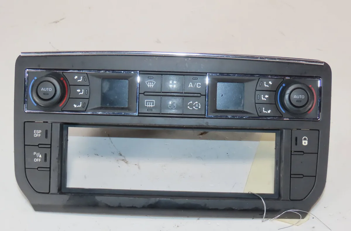 Commande de chauffage Citroën C5 III Break (RW_) 2.0 hdi 140 (2009) 5 portes occasion