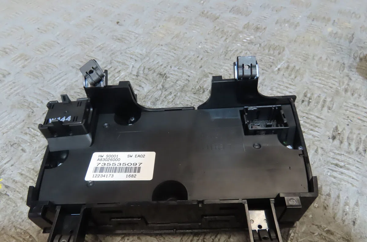 Commande de chauffage Citroën JUMPER Camionnette 2.2 bluehdi 140 (2019) occasion