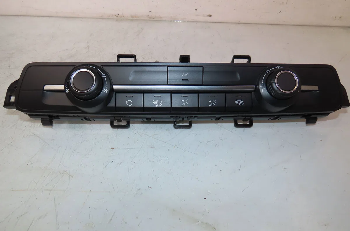 Commande de chauffage Citroën JUMPY Camionnette (V_) 2.0 bluehdi 145 (2021) occasion