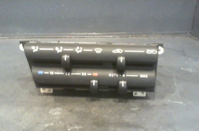 Commande de chauffage Citroën XANTIA Break (X1_, X2_) 2.1 turbo d 12v (1996-1999) occasion