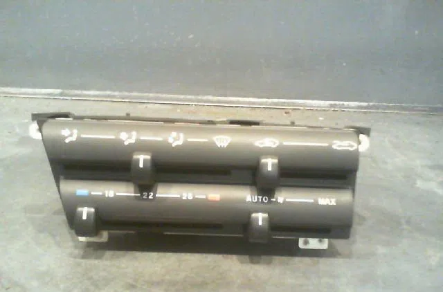 Commande de chauffage CITROEN XANTIA Phase 1 03-1993--06-1998 occasion