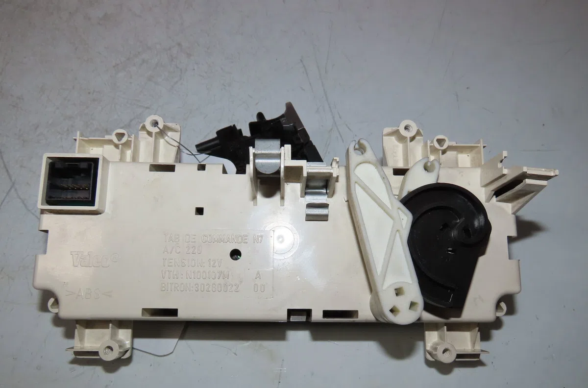 Commande de chauffage Citroën XSARA (N1) 1.6 16v (2000-2005) 5 portes occasion