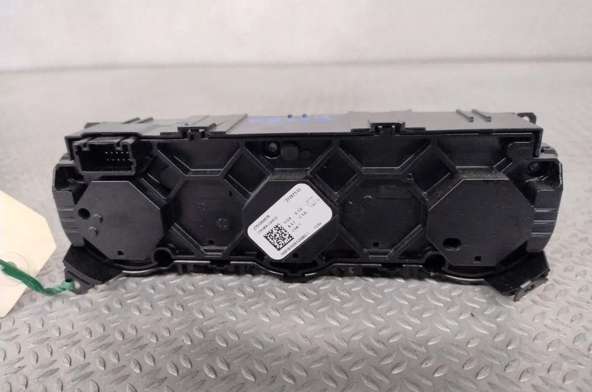 Commande de chauffage DACIA DUSTER 2  DUSTER 2 PHASE 1 occasion