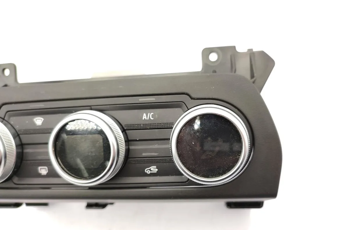 Commande de chauffage DACIA SANDERO 3 occasion
