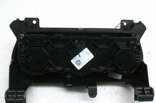 Commande de chauffage Dacia SANDERO III 1.0 tce 100 eco-g (2021) occasion