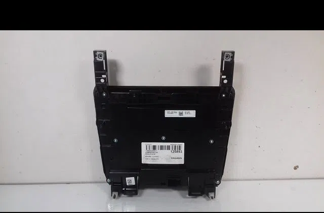 Commande de chauffage Ds DS 4 - DS 4 CROSSBACK (NX_) 1.2 thp 130 (nxhnym) (2015-2018) 5 portes occasion