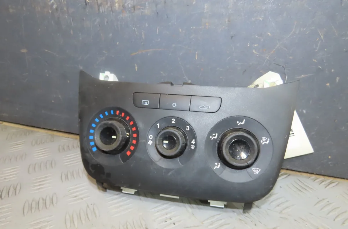 Commande de chauffage Fiat PUNTO (199_) 1.3 d multijet (2012) occasion