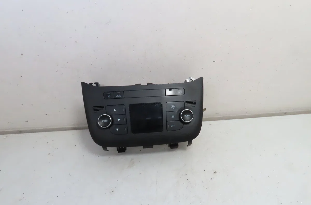 Commande de chauffage FIAT PUNTO 2012 occasion