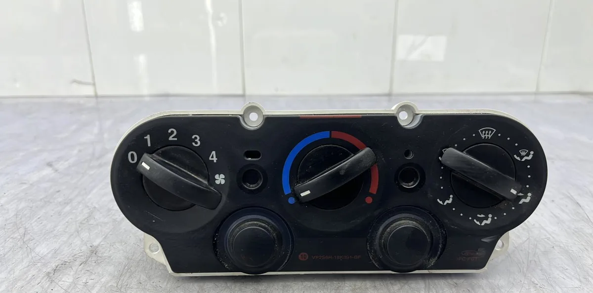 Commande de chauffage FORD FIESTA 5 PHASE 1 occasion