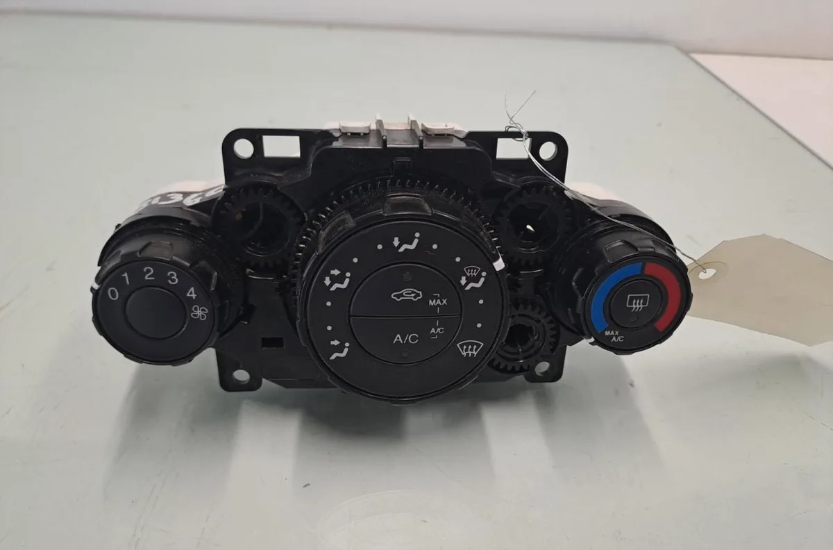 Commande de chauffage FORD FIESTA 6 PHASE 2 occasion
