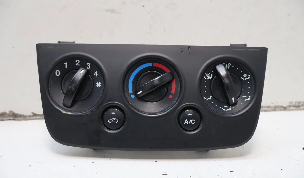 Commande de chauffage Ford FIESTA V (JH_, JD_) St150 (2005-2008) occasion
