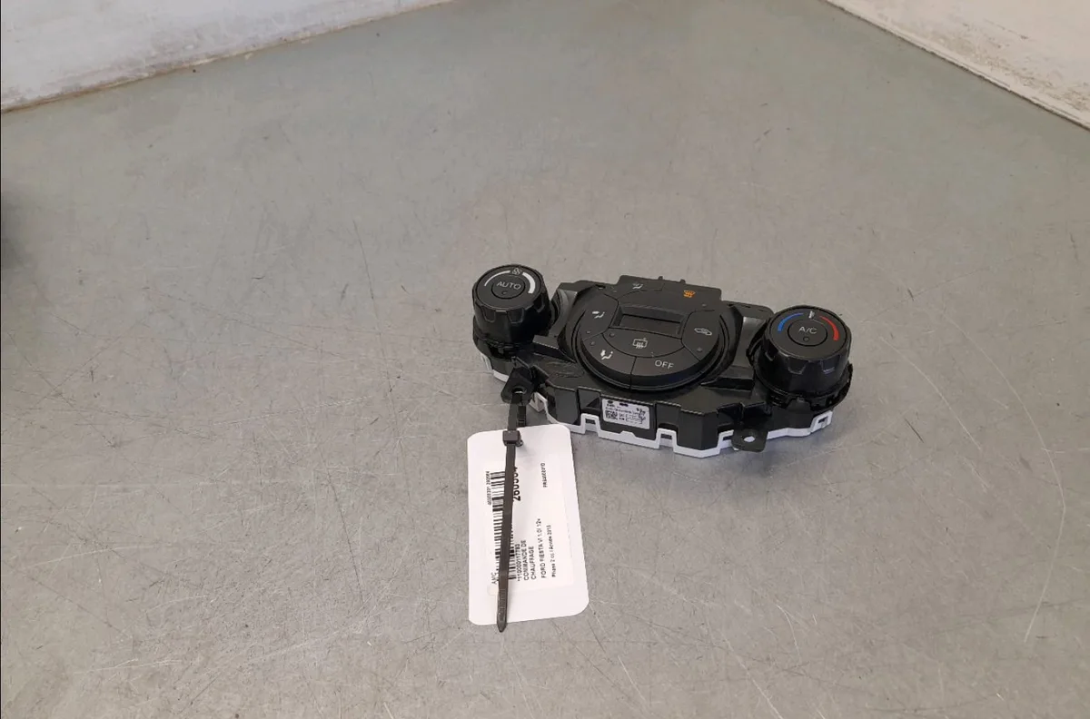 Commande de chauffage Ford FIESTA VI (CB1, CCN) 1.0 ecoboost (2013) occasion