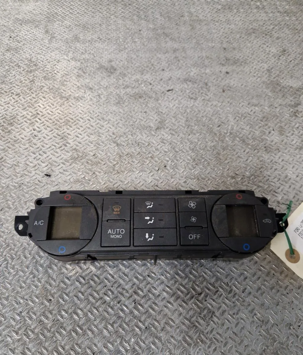 Commande de chauffage FORD FOCUS 2 FOCUS 2 PHASE 1 CABRIOLET occasion