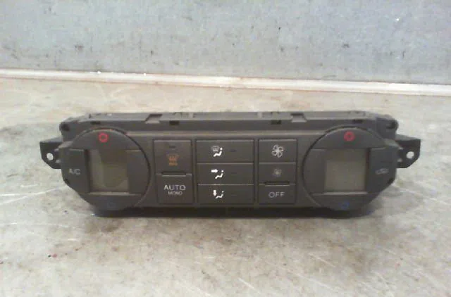 Commande de chauffage FORD FOCUS 2006 occasion
