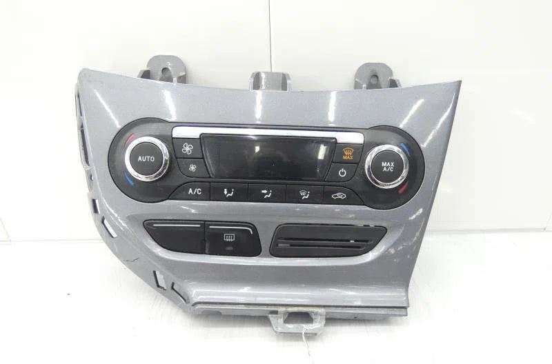 Commande de chauffage FORD FOCUS 3 PHASE 1 BREAK occasion