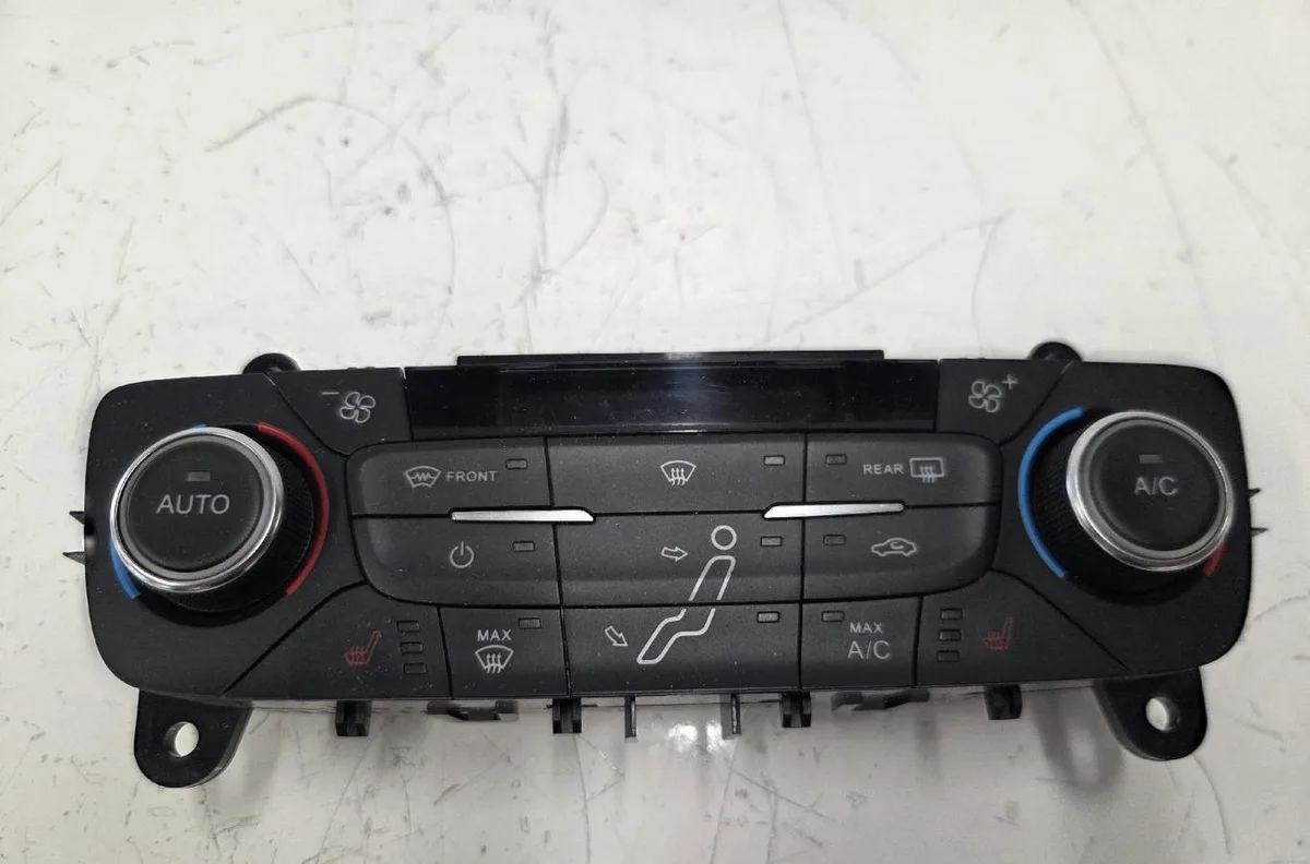 Commande de chauffage FORD FOCUS 3 PHASE 2 occasion