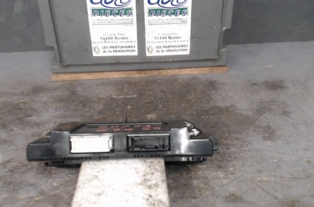 Commande de chauffage Ford FOCUS II (DA_, HCP, DP) 2.0 tdci (2004-2008) occasion
