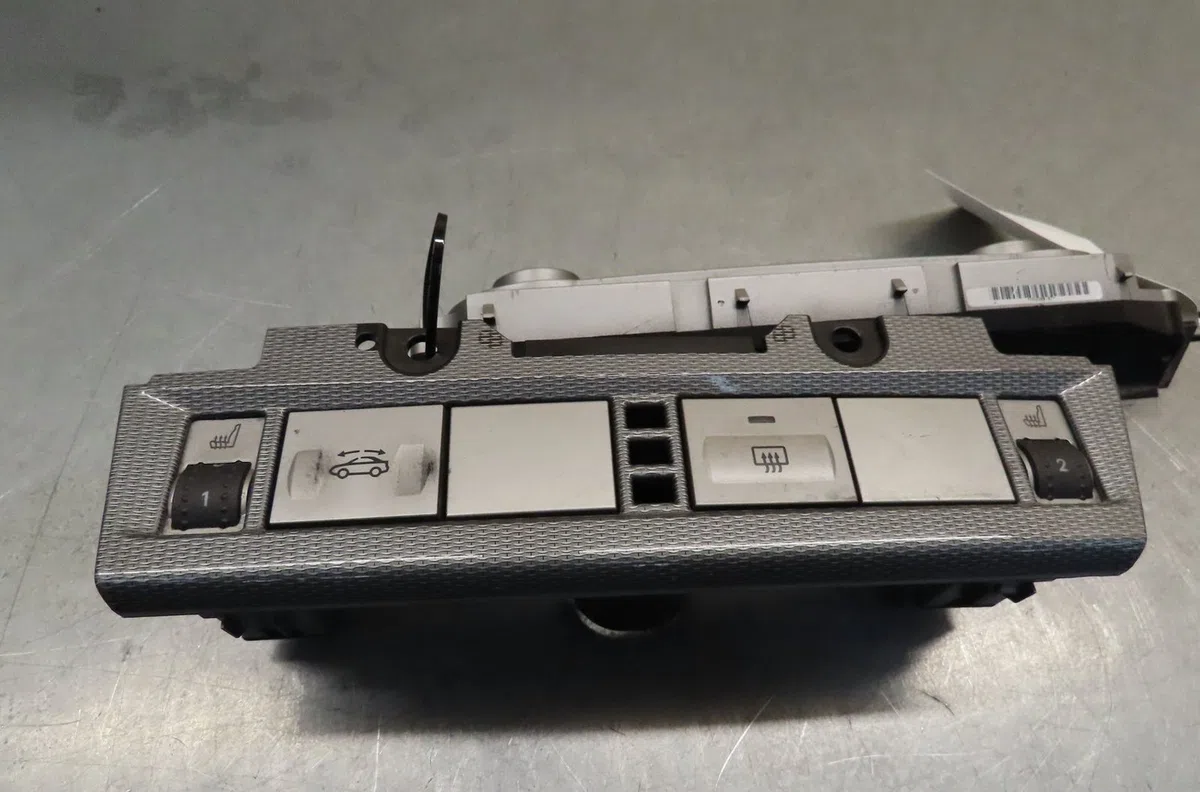 Commande de chauffage Ford FOCUS II Décapotable 2.0 tdci (2006-2010) occasion