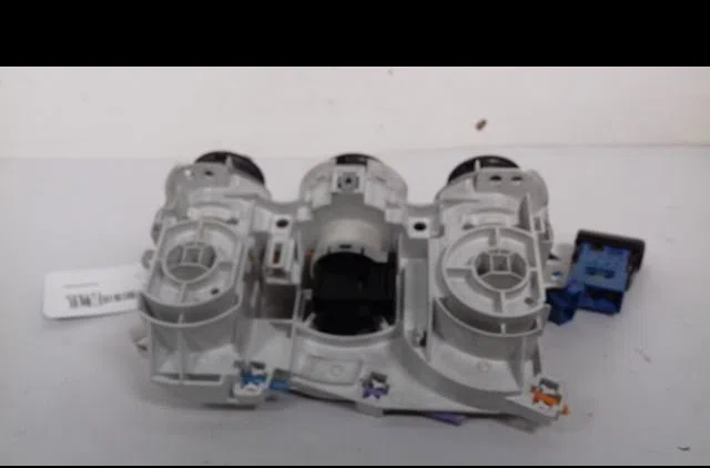 Commande de chauffage Honda JAZZ II (GD_, GE3, GE2) 1.3 idsi (gd1) (2002-2008) occasion