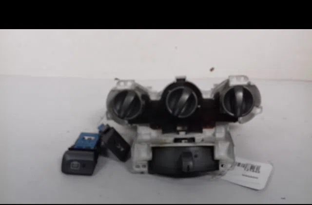Commande de chauffage Honda JAZZ II (GD_, GE3, GE2) 1.3 idsi (gd1) (2002-2008) occasion