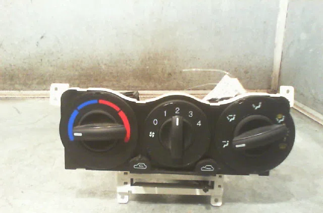 Commande de chauffage HYUNDAI GETZ Phase 1 09-2002--11-2005 occasion