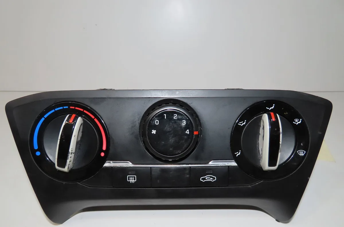 Commande de chauffage Hyundai I20 II (GB, IB) 1.2 (2014) occasion