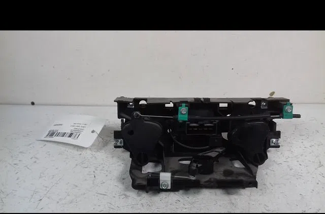 Commande de chauffage Iveco DAILY IV Camionnette 35s14 c, 35s14 c-p, 35s14 v, 35s14 v-p, 35c14 v,... (2006-2011) occasio