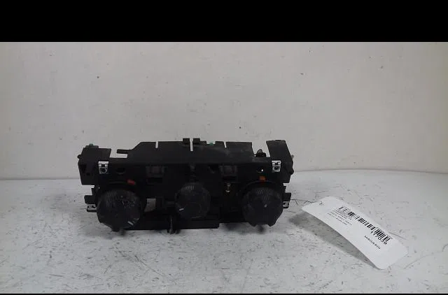 Commande de chauffage Iveco DAILY IV Camionnette 35s14 c, 35s14 c-p, 35s14 v, 35s14 v-p, 35c14 v,... (2006-2011) occasio