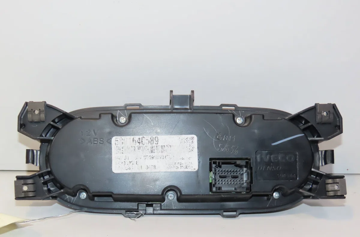 Commande de chauffage Iveco DAILY VI Camion plate-forme-Châssis 35s18, 35c18, 40c18, 50c18, 60c18, 65c18, 70c18 (2016) o