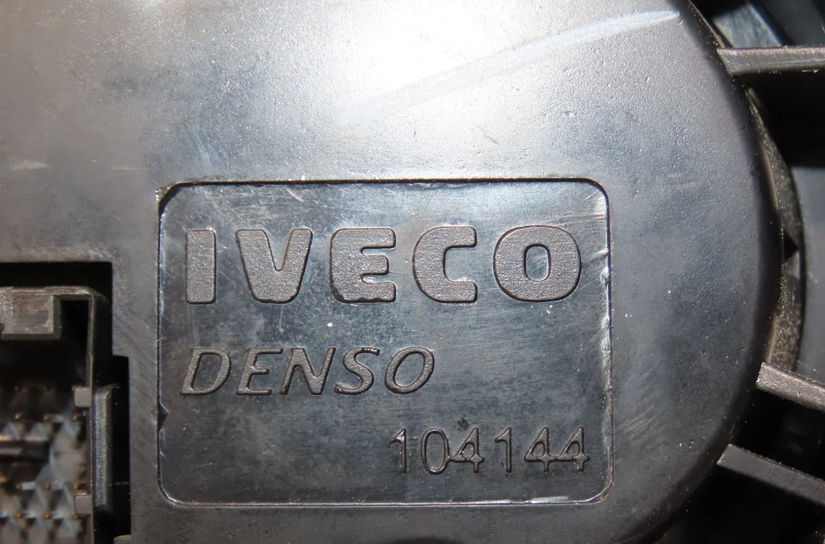 Commande de chauffage Iveco DAILY VI Camion plate-forme-Châssis 35s18, 35c18, 40c18, 50c18, 60c18, 65c18, 70c18 (2016) o