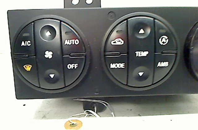 Commande de chauffage KIA CARNIVAL occasion