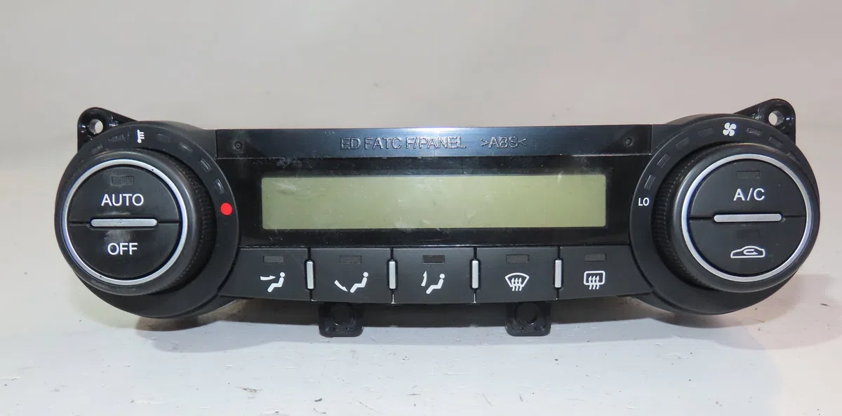 Commande de chauffage Kia CEE'D 3-5 portes (ED) 1.6 crdi 90 (2006-2012) occasion