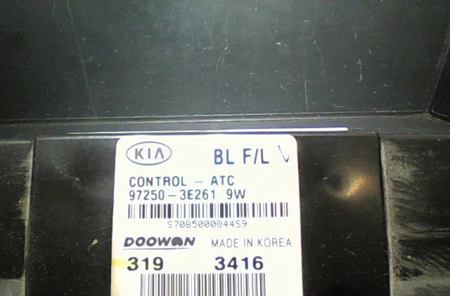 Commande de chauffage Kia SORENTO I (JC) 2.5 crdi (2006-2011) occasion