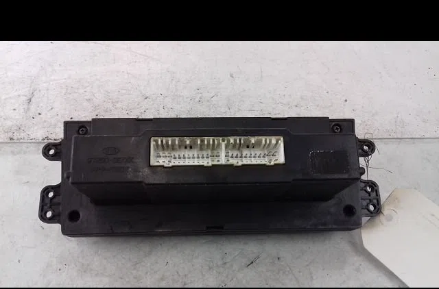 Commande de chauffage Kia SORENTO I (JC) 2.5 crdi (2006-2011) occasion