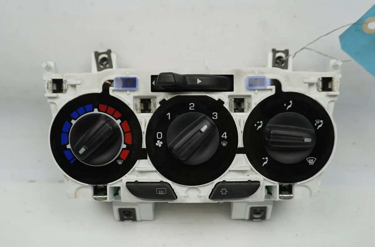 Commande de chauffage Lancia YPSILON (312_) 1.2 (312.pxa1a, 312.yxa1a) (2011) occasion