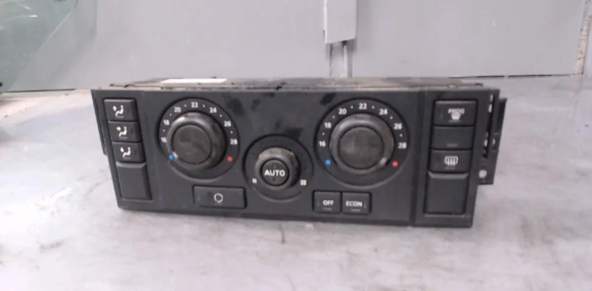 Commande de chauffage Land rover DISCOVERY III (L319) 2.7 td 4x4 (2004-2009) occasion