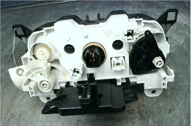Commande de chauffage Mazda 2 (DE_, DH_) 1.4 mzr-cd (2008-2015) occasion
