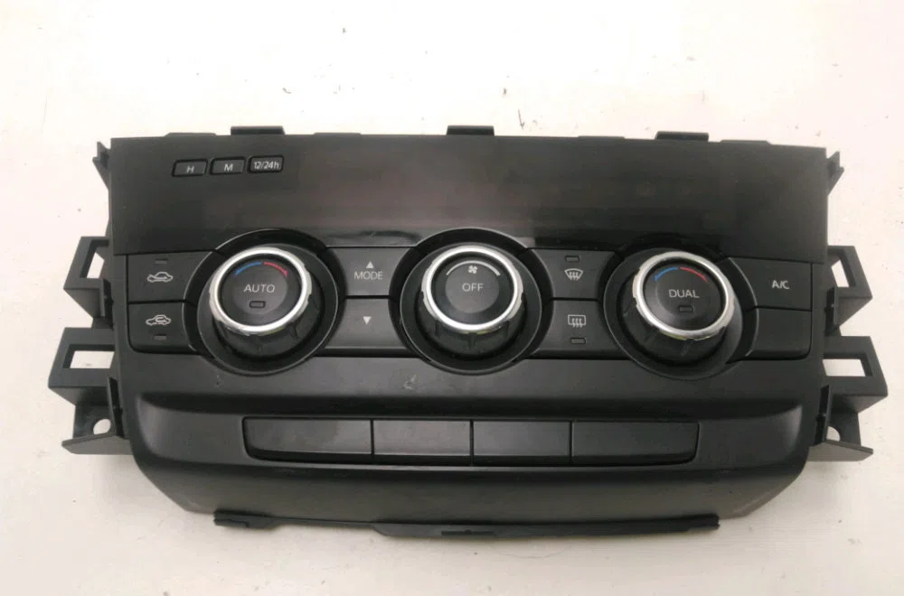 Commande de chauffage Mazda 6 Break (GJ, GL) 2.2 d (2012) occasion