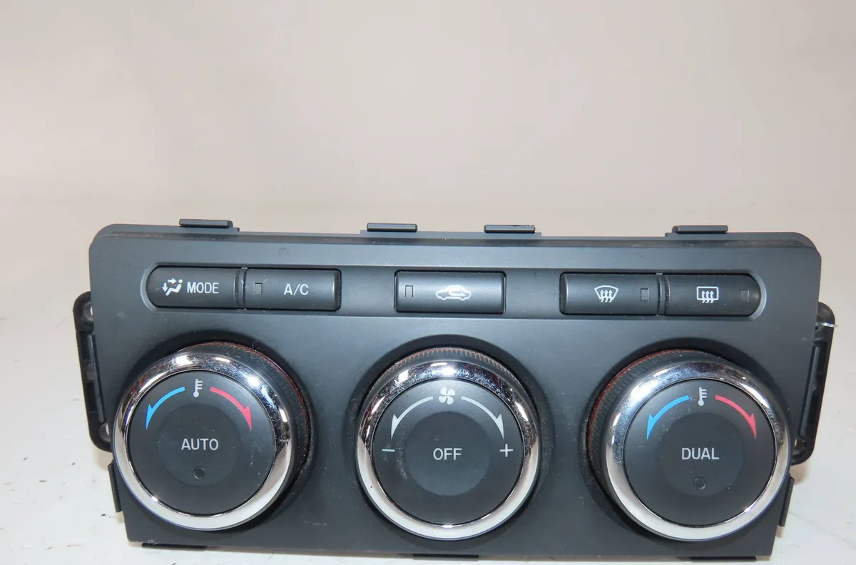 Commande de chauffage Mazda 6 Hatchback (GH) 2.2 d (gh10) (2010-2012) occasion