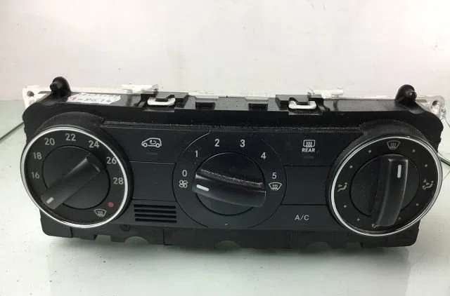 Commande de chauffage Mercedes-benz CLASSE A (W169) A 170 (169.032, 169.332) (2004-2012) occasion