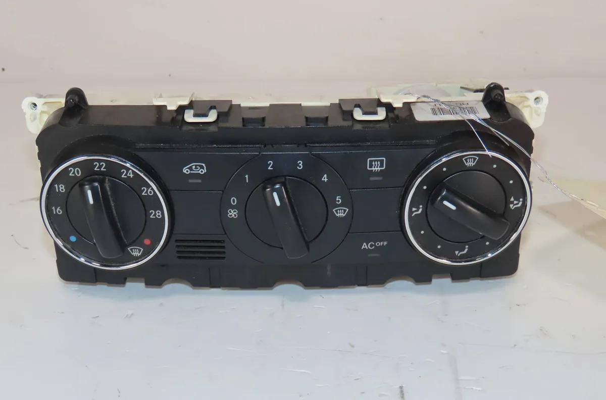 Commande de chauffage Mercedes-benz CLASSE A (W169) A 170 (169.032, 169.332) (2004-2012) occasion