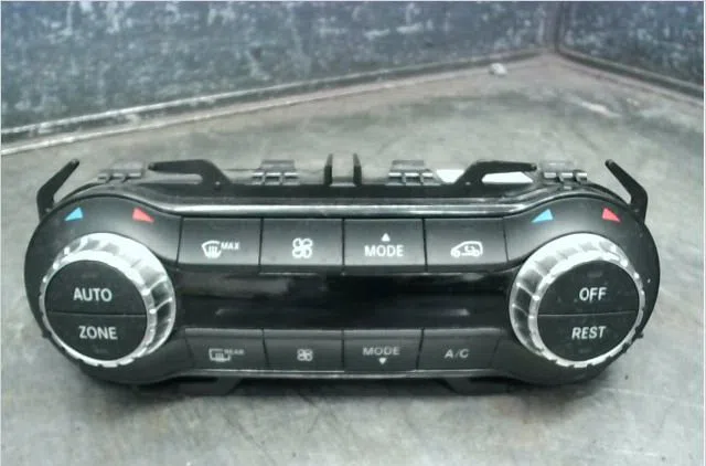 Commande de chauffage Mercedes-benz CLASSE A (W176) A 200 cdi - d (176.008) (2014-2018) occasion