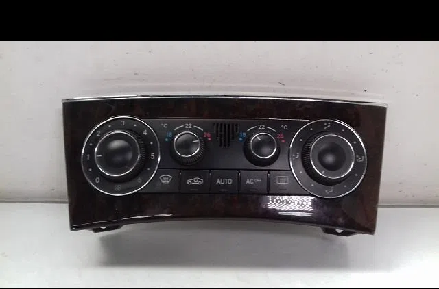 Commande de chauffage Mercedes-benz CLASSE C (W203) C 220 cdi (203.006) (2000-2007) 4 portes occasion